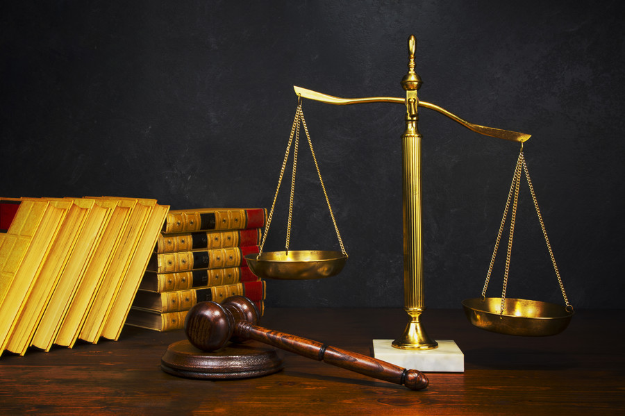 上海合同律師解析：合同違約責(zé)任條款約定方法