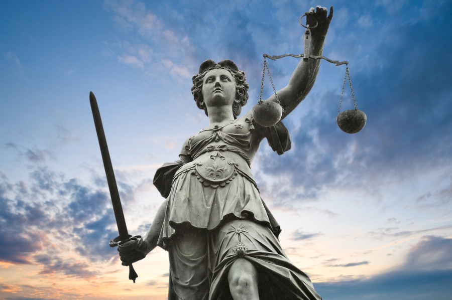 跨國輝煌：上海合同法律師淺談區域貿易協定對合同法的塑造與挑戰