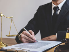 <b>華為反訴摩托羅拉：科技巨頭間的法務博弈與啟示</b>